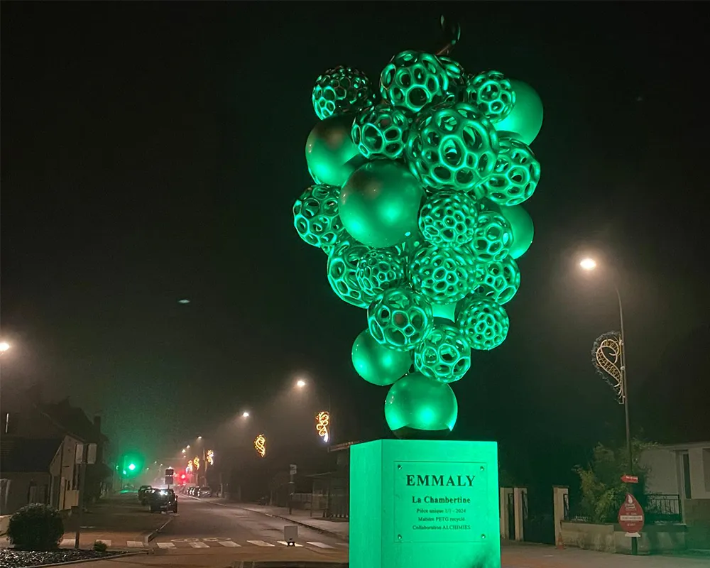 monument nuit emmaly
